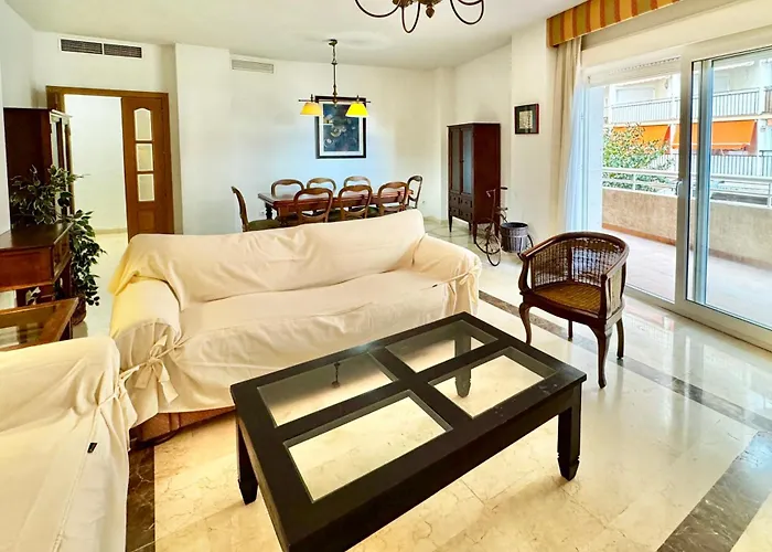 Stunning With Sea Views - Eaw Homes アパート *