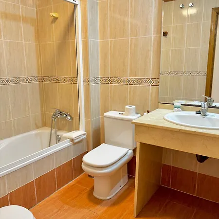 Stunning With Sea Views - Eaw Homes 아파트