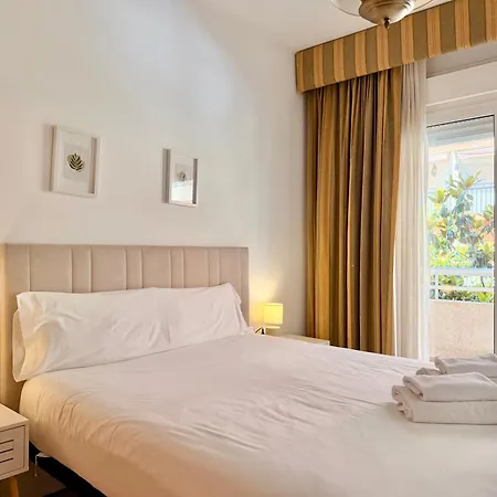 Stunning With Sea Views - Eaw Homes *