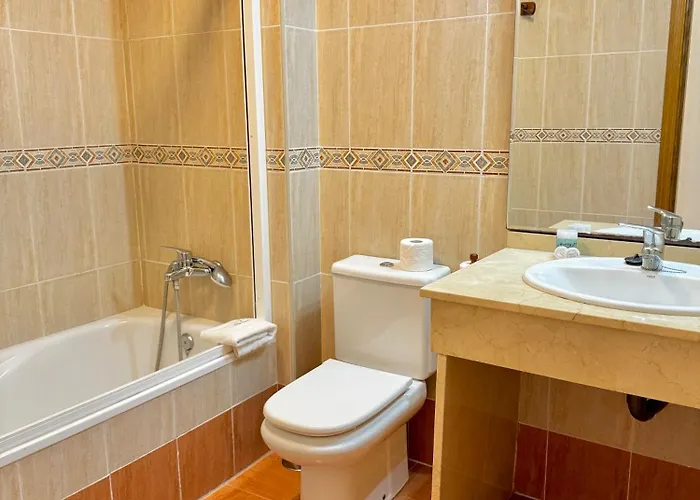 Stunning With Sea Views - Eaw Homes Apartamento